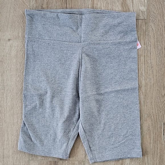 Wild Fable cotton bike shorts, grey, women’s medium, new - Picture 2 of 4